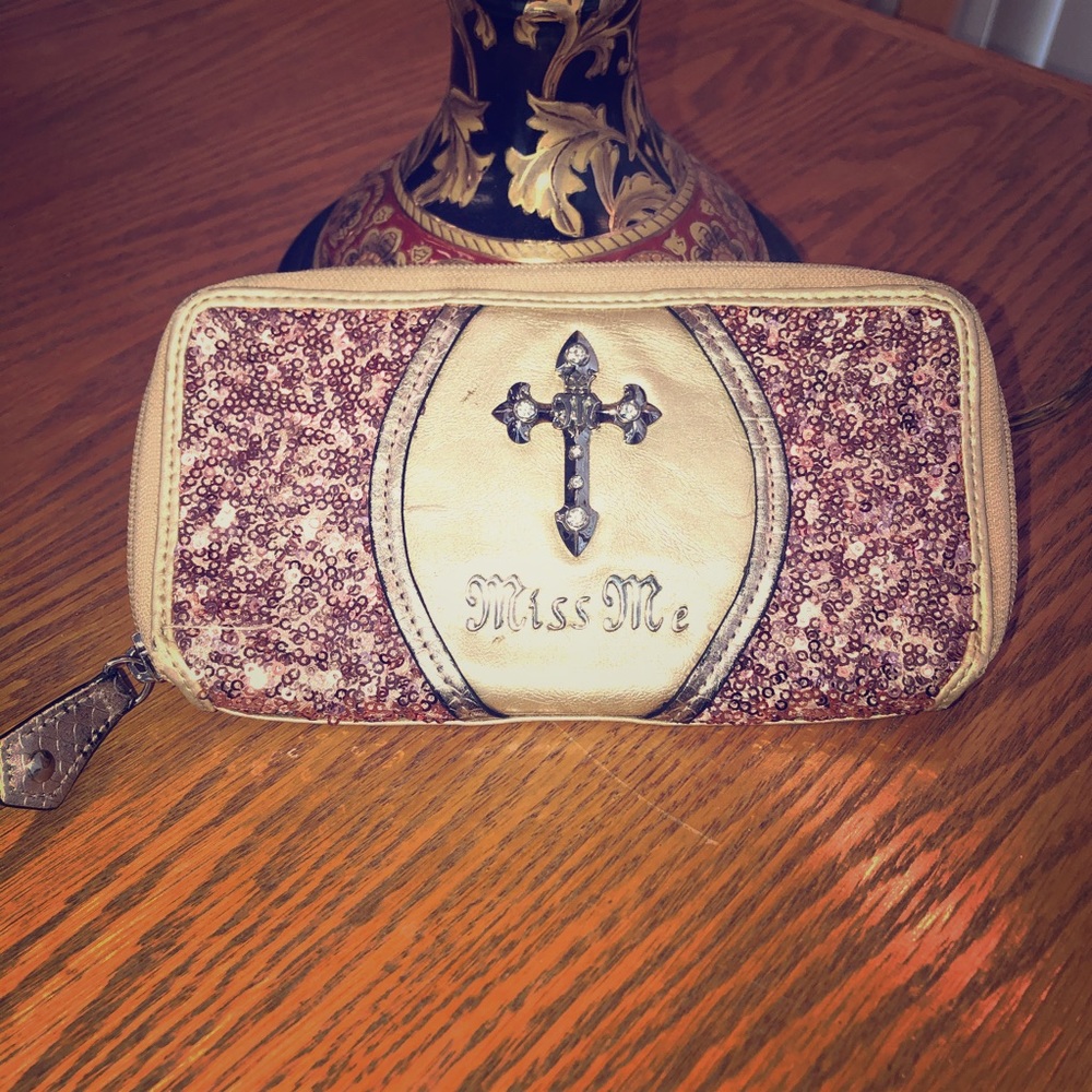 Miss Me wallet